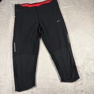 Nike Dri-FIT Calf-Length Yoga Pants – Size Small